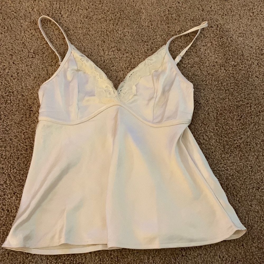 Princess Polly cream tank top with lace detail - size 6, never been worn